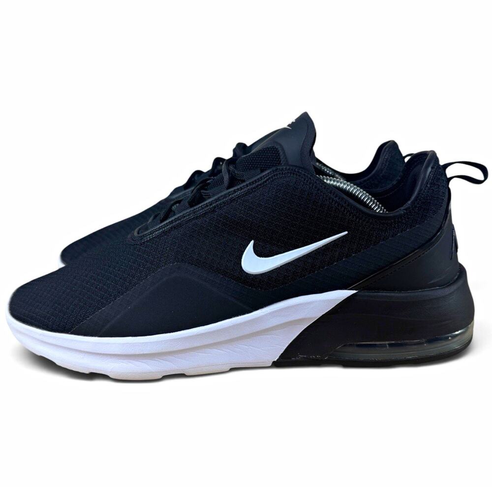 Nike Air Max Motion 2 Low Top Sneakers Black/White Size 11 AO0266-012